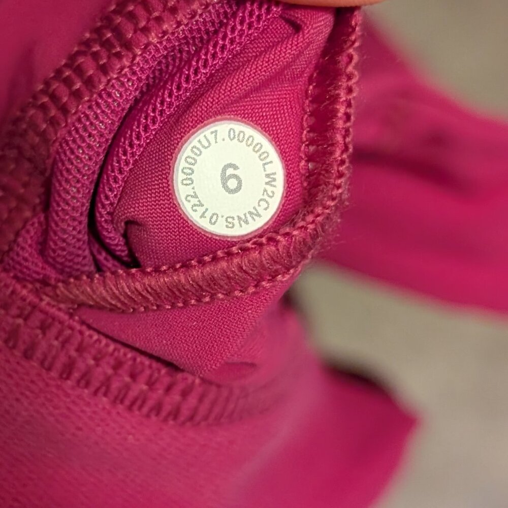 Lululemon Stash It Bra, Ripened Raspberry, Size 6 - Picture 8 of 8